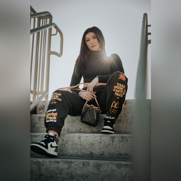 ✨️✨️I'M LIVE✨️✨️ - Picture 10 of 13